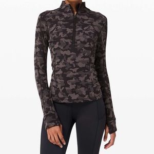 Lululemon Run Briskly 1/2 zip size 4 Heritage Camo jacquard black, lunar rock